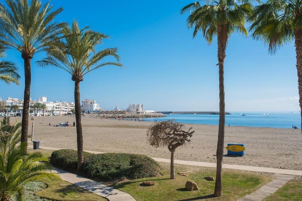 Bonito Estudio A Pie De Playa * Benalmadena